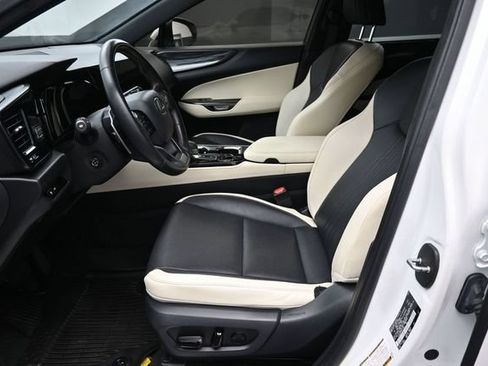 Used 2024 Lexus NX 250 FWD w/ Towing Package (2000 Lbs) image 21