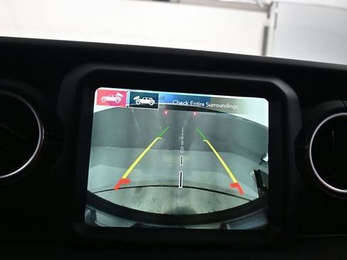 Used 2023 Jeep Wrangler Sahara w/ LED Lighting Group image 18