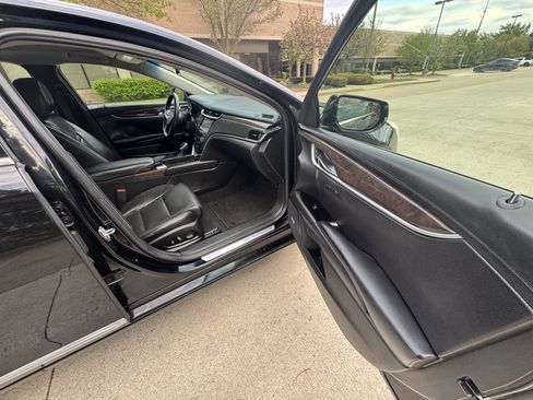 Used 2016 Cadillac XTS Luxury AWD/4WD image 17