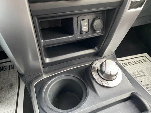 Used 2014 Toyota 4Runner SR5 image 17