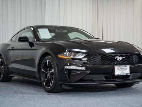 Used 2018 Ford Mustang Coupe RWD image 1