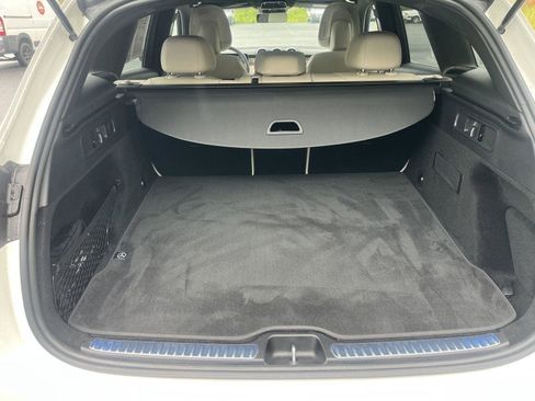 Used 2026 Mercedes-Benz GLC 300 4MATIC image 38