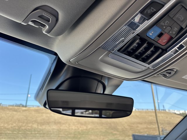 New 2026 RAM 3500 Laramie AWD/4WD image 40