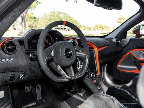 Used 2021 McLaren 765LT image 72