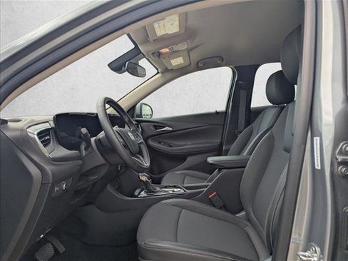 Used 2025 Buick Encore GX Preferred FWD image 13