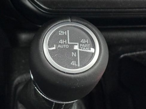 Used 2024 Jeep Wrangler High Altitude AWD/4WD image 24