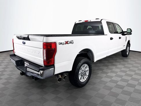Used 2021 Ford F250 XLT w/ XLT Value Package AWD/4WD image 7
