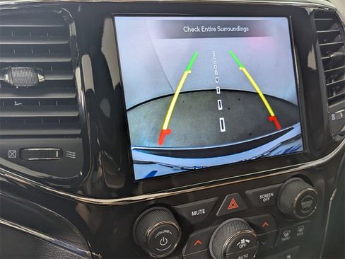 Used 2021 Jeep Grand Cherokee Overland image 26