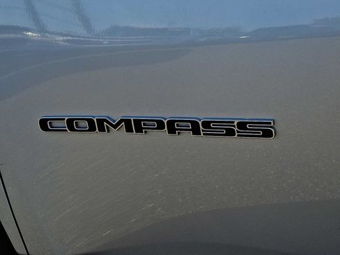 Certified 2025 Jeep Compass Limited AWD/4WD image 31