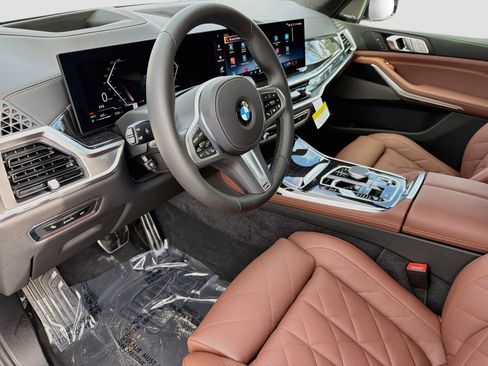 New 2027 BMW X7 xDrive40i w/ M Sport Package AWD/4WD image 28