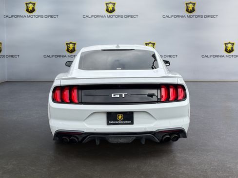 Used 2022 Ford Mustang GT RWD image 4