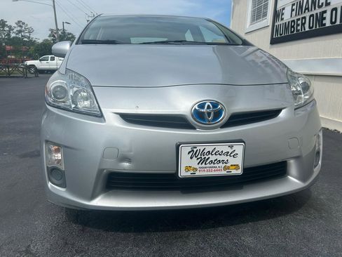 Used 2011 Toyota Prius Two FWD image 3