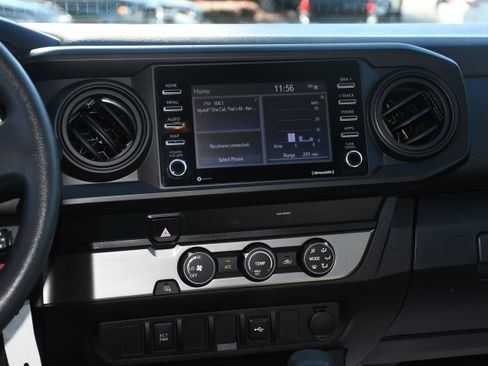 Certified 2022 Toyota Tacoma SR image 15