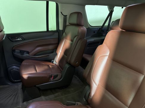 Used 2015 Chevrolet Suburban LTZ AWD/4WD image 22