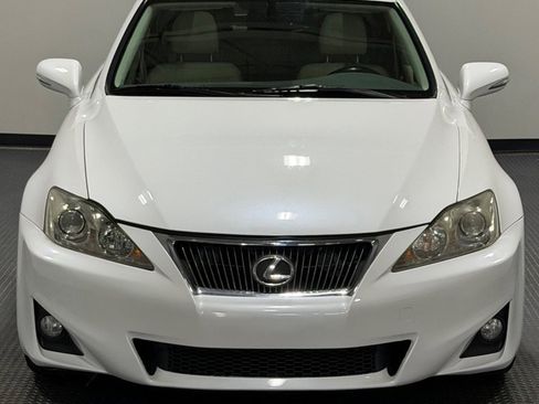 Used 2013 Lexus IS 250 RWD image 3
