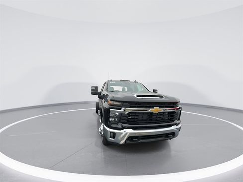 New 2026 Chevrolet Silverado 3500 LT w/ Convenience Package image 4