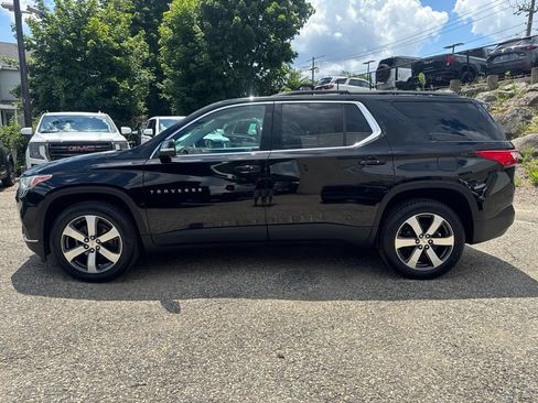 Used 2021 Chevrolet Traverse LT w/ LT Premium Package AWD/4WD image 35