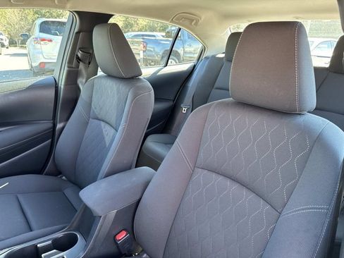 Certified 2025 Toyota Corolla LE image 10