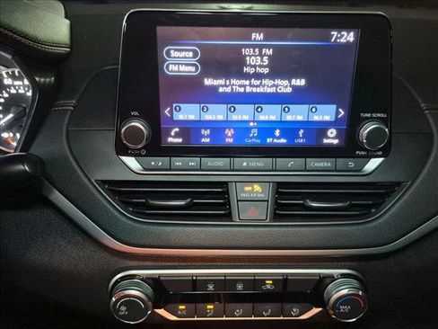 Used 2022 Nissan Altima 2.5 SR FWD image 17