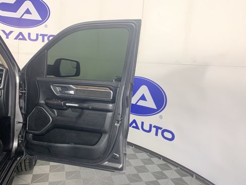 Used 2020 RAM 1500 Laramie RWD image 35