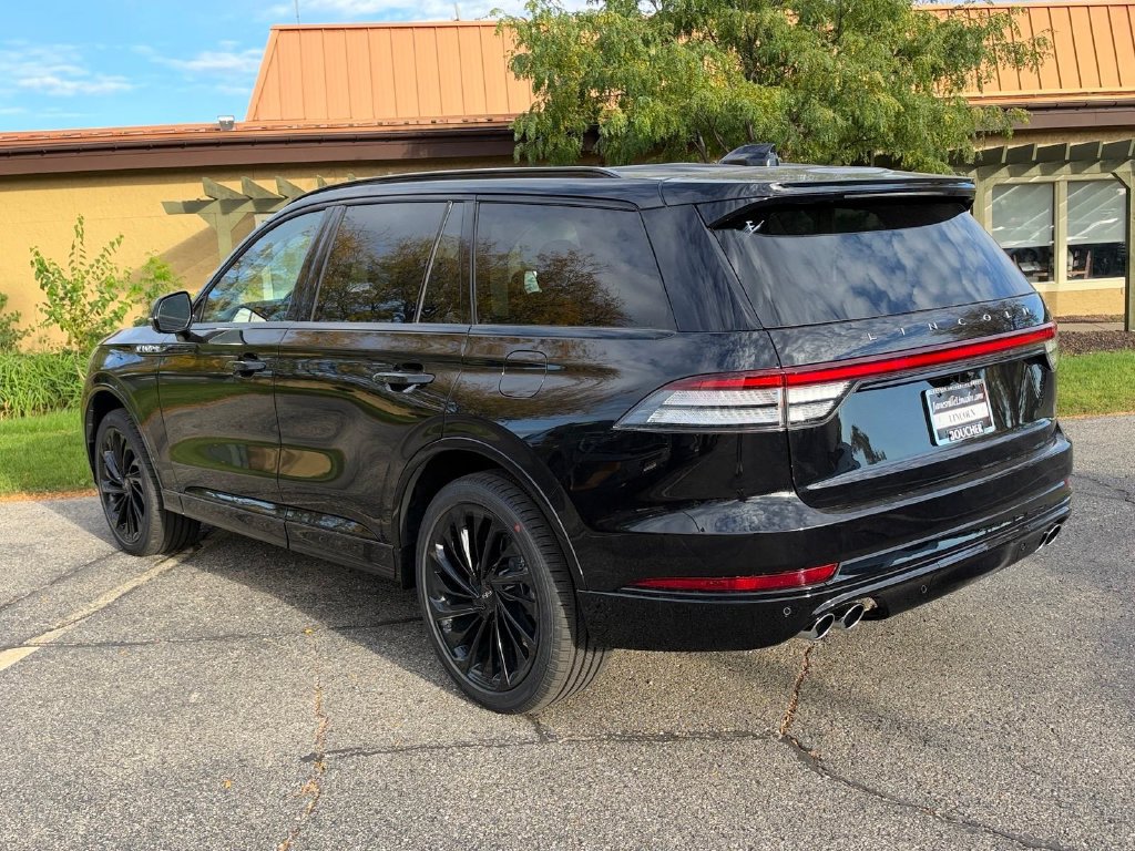 New 2027 Lincoln Aviator Reserve w/ Luxury Package AWD/4WD image 4