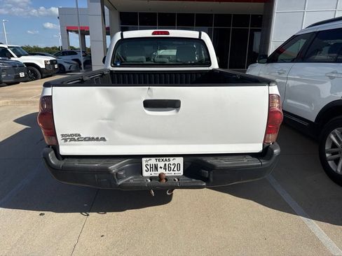 Used 2012 Toyota Tacoma 2WD Regular Cab image 3