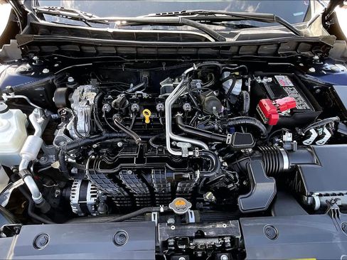 Used 2024 Nissan Altima 2.5 SR image 32