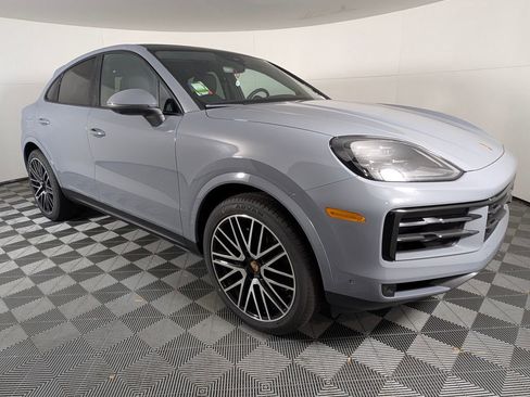 New 2026 Porsche Cayenne Coupe image 9