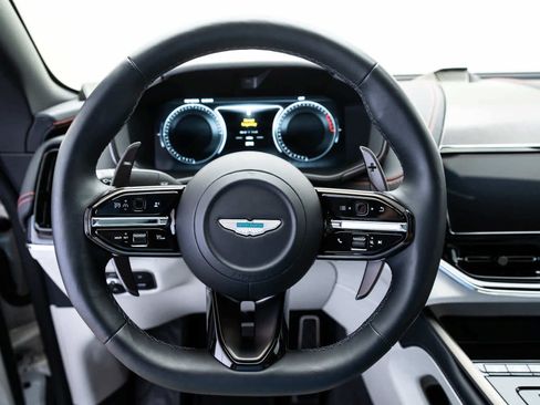 Used 2025 Aston Martin DBX 707 AWD/4WD image 22