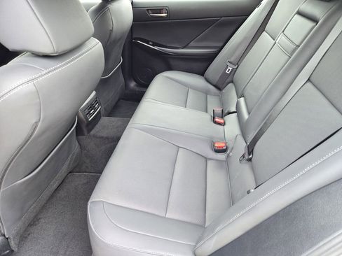 Used 2023 Lexus IS 300 w/ Comfort Package RWD image 19