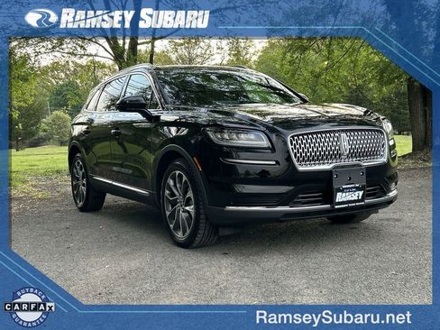 Used 2023 Lincoln Nautilus Reserve AWD/4WD image 1