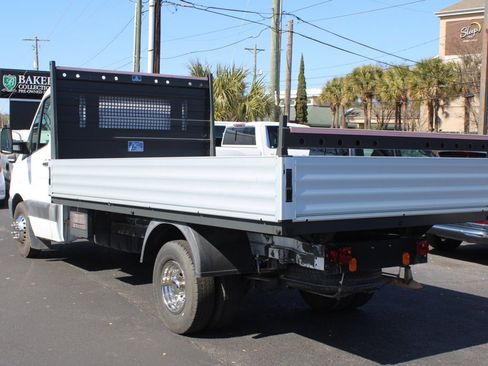 Used 2015 Freightliner Sprinter 3500 image 5