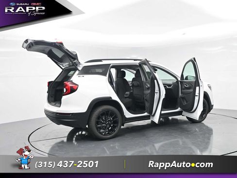 Used 2023 GMC Terrain SLE w/ Driver Convenience Package AWD/4WD image 49