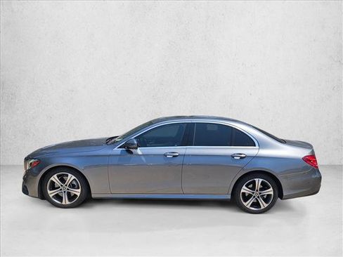 Used 2018 Mercedes-Benz E 300 image 8