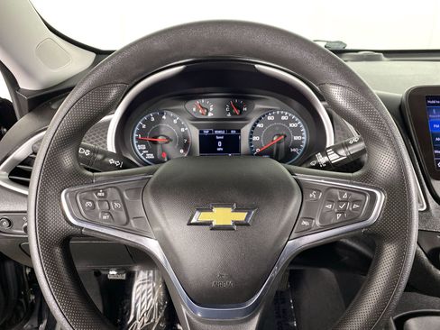 Used 2020 Chevrolet Malibu LS image 20