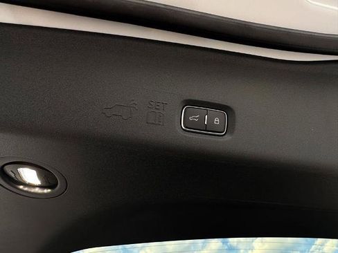 New 2025 Ford Expedition Platinum w/ Driver's Package image 40