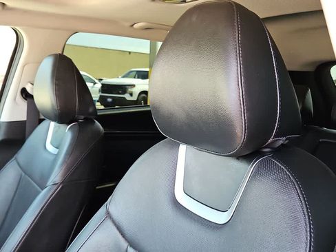 Used 2022 Hyundai Tucson SEL w/ Convenience + Premium Package FWD image 18
