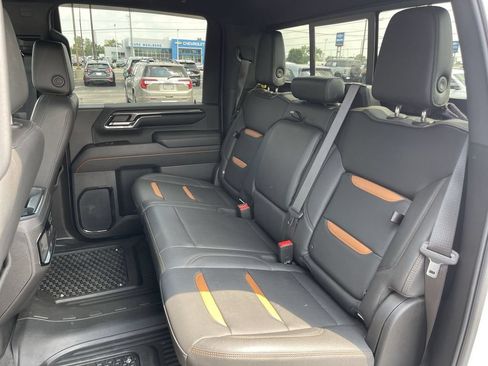 Used 2024 GMC Sierra 2500 AT4 w/ AT4 Premium Plus Package AWD/4WD image 22
