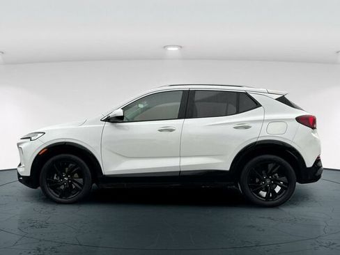 Used 2024 Buick Encore GX Sport Touring w/ Comfort Package image 3
