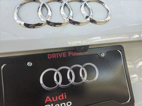 Used 2019 Audi A4 2.0T Premium w/ Convenience Package image 9