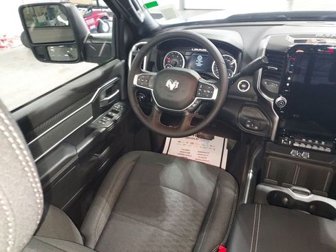 New 2026 RAM 2500 Big Horn AWD/4WD image 15