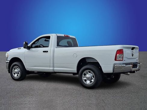 Used 2024 RAM 2500 Tradesman w/ Chrome Appearance Group image 6