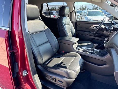 Used 2019 Chevrolet Traverse Premier w/ LPO, Blackout Package image 26