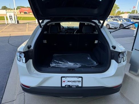 New 2025 Ford Mustang Mach-E Premium image 34