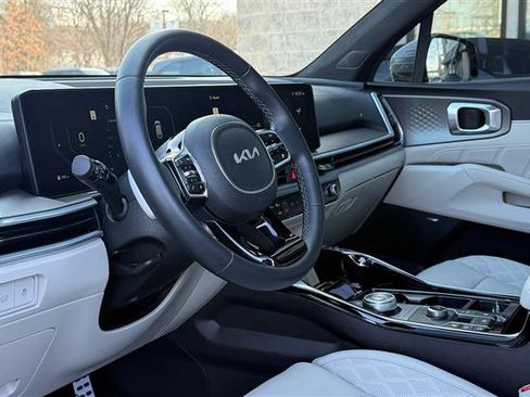 Used 2025 Kia Sorento SX Prestige image 15