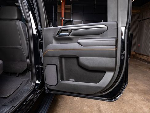 Used 2024 GMC Sierra 2500 AT4 w/ AT4 Premium Plus Package image 37