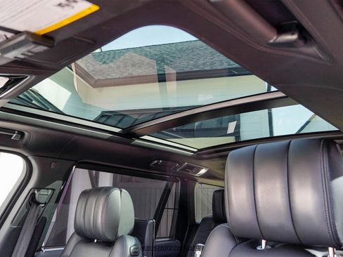 Used 2017 Land Rover Range Rover LWB SV Autobiography image 34