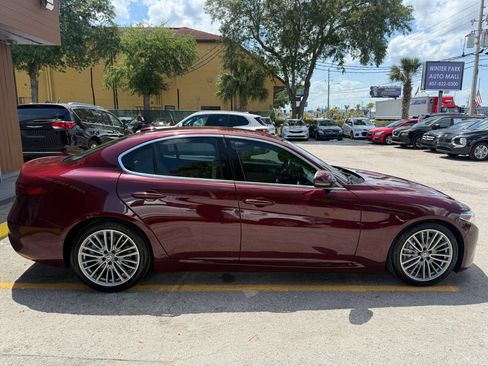 Used 2018 Alfa Romeo Giulia Ti w/ Quick Order Package 22Z Lusso RWD image 5
