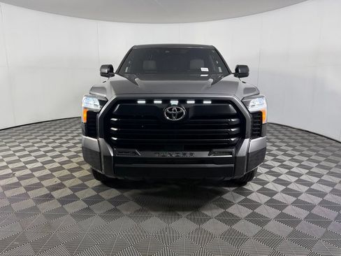 Used 2025 Toyota Tundra SR5 w/ SR5 Convenience Package AWD/4WD image 10