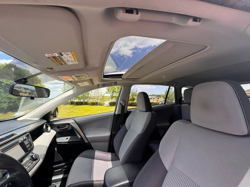 Used 2013 Toyota RAV4 XLE AWD/4WD image 21